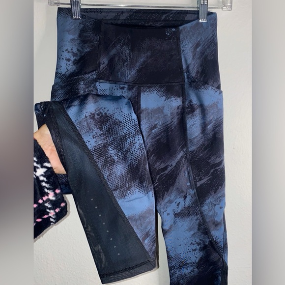 ALL IN MOTION HIGH RISE LEGGINGS - Picture 2 of 5